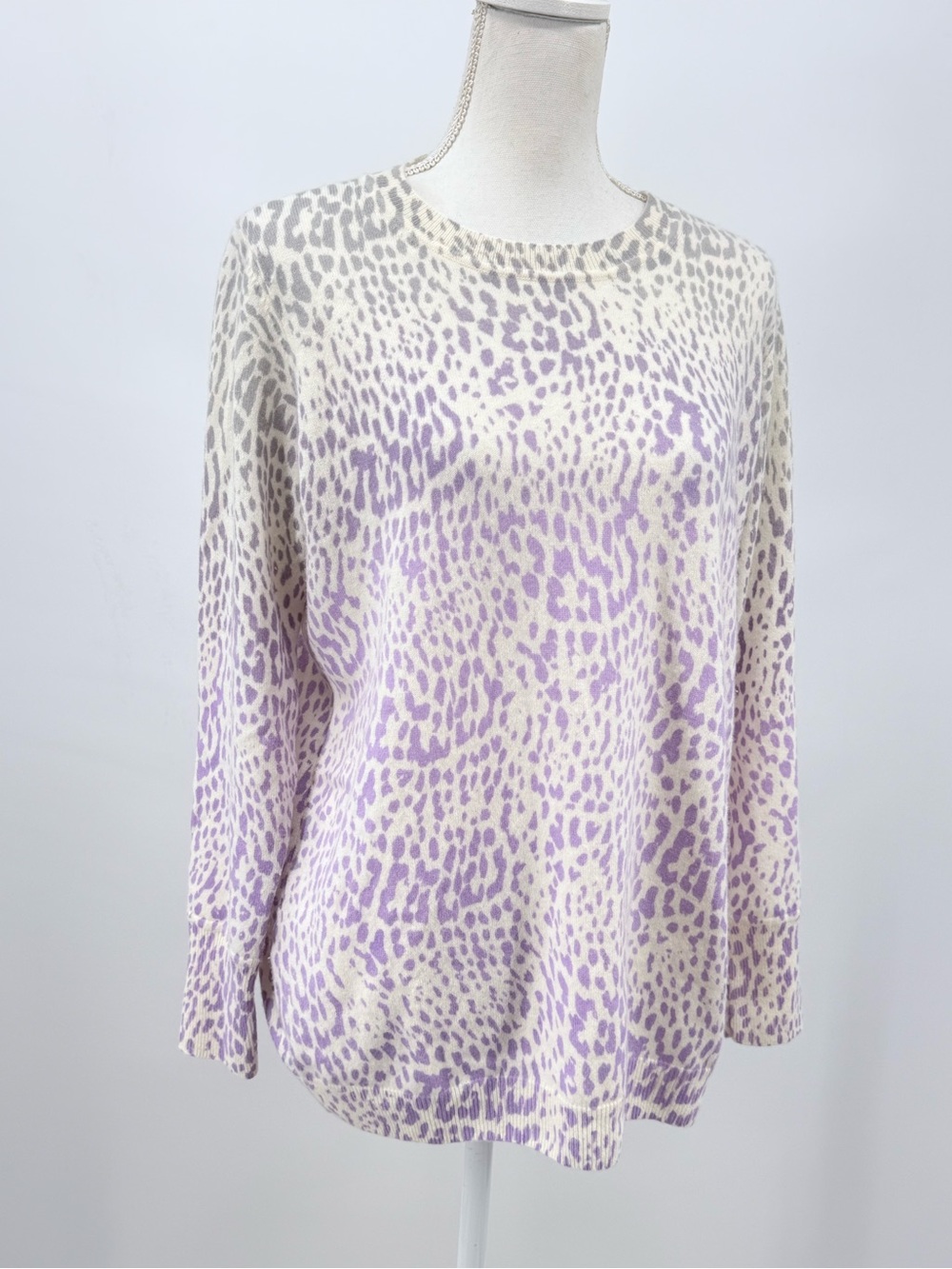 Pure Collection 100% Cashmere Leopard Print Crewneck Sweater Purple Grey US 6